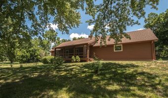 918 King St, Baldwin City, KS 66006