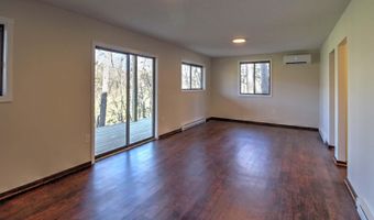 63 FAIRWAY Dr, Basye, VA 22810