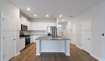 68 Slater St, Bluffton, SC 29909