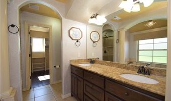 3902 SW Flatrock Ave, Bentonville, AR 72712