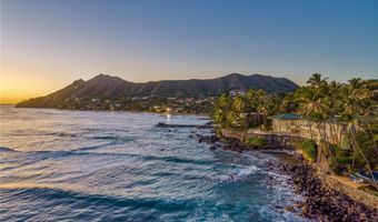 4324 Kaikoo Pl, Honolulu, HI 96816