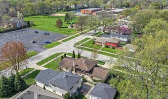 1005 E Orchard St, Arlington Heights, IL 60005