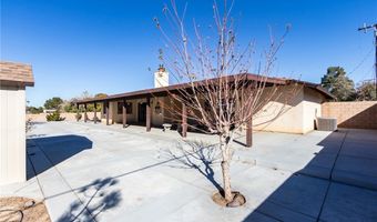 14076 Wawona Rd, Apple Valley, CA 92307