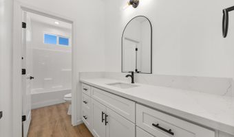 9224 Holly Ave, California City, CA 93505