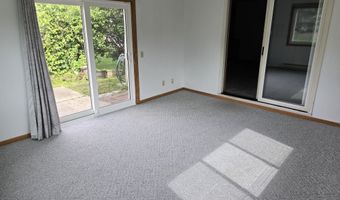 5695 Wilshire Dr, Madison, WI 53711
