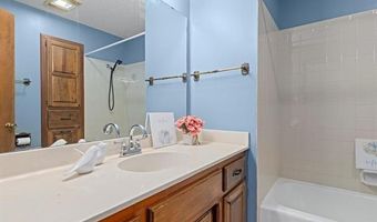 1906 Windstone Dr, Bartlesville, OK 74006