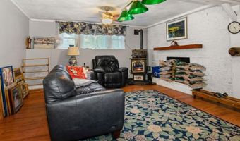 413 Hill Farm Rd, Coventry, RI 02816