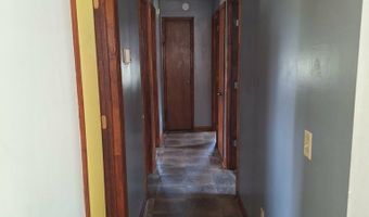 37 Faison St, Baxley, GA 31513