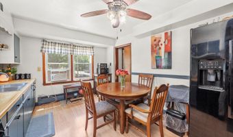 3820 W 117th St, Alsip, IL 60803