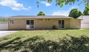3696 Brentwood Ln, Anderson, CA 96007