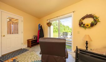 96 Smith Rd, Barnet, VT 05821