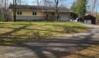 1090 Oakridge Dr, Alpena, MI 49707