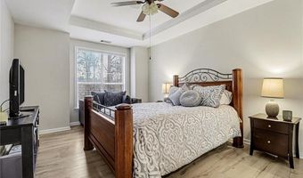 933 Sandringham Dr 933, Alpharetta, GA 30004