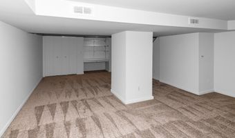 2859 Renfrew St, Ann Arbor, MI 48105