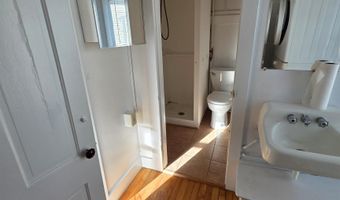 31 Granite St, Barre, VT 05641