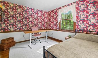 13 Holt Rd, Amherst, NH 03031