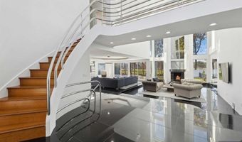 23 Rio Vista Dr, Alpine, NJ 07620