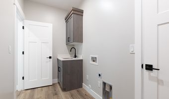 1148 N YUCCA St, Cedar City, UT 84721