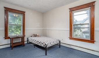 22 Orange St, Athol, MA 01331