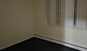 700 Broadway 5, Amityville, NY 11701