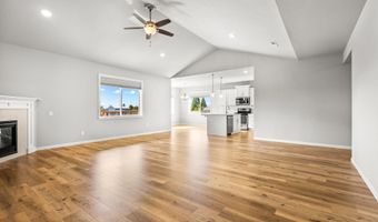 4722 ROYAL Dr, Albany, OR 97321