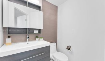 19500 Turnberry Way 7D, Aventura, FL 33180