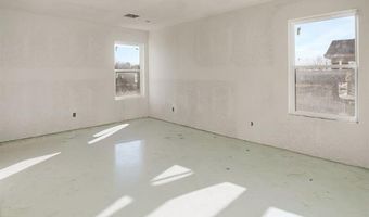 702 W 6th St, Atoka, OK 74525