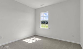 1016 Misty Creek Dr, Aberdeen, NC 28315