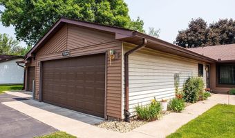 13394 Hughes Ct, Apple Valley, MN 55124