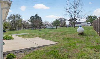 393 Peterson Ave, Auburn, KY 42206