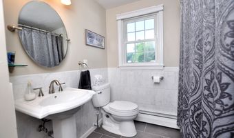 65 Council Ring Dr, Bristol, CT 06010