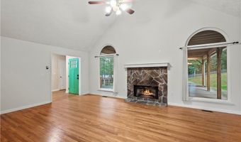 205 Crooked Pine Trl, Baldwin, GA 30511