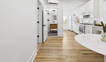 1 S Delancy Pl, Atlantic City, NJ 08401