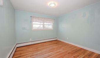 282 Wallace Rd, Bedford, NH 03110