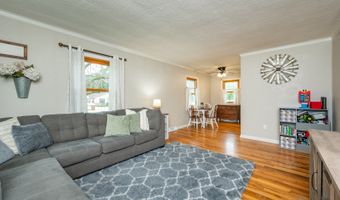 301 5th Street Pl SE, Altoona, IA 50009
