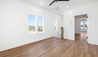 823 NW 14th St, Bentonville, AR 72712