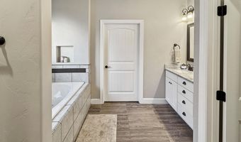 1211 Miehls Dr, Carlsbad, NM 88220