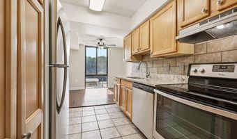 4500 S FOUR MILE RUN Dr 220, Arlington, VA 22204