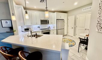 2511 W QUEEN CREEK Rd 207, Chandler, AZ 85248