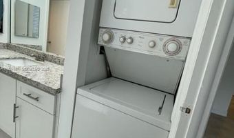 9721 E Bay Harbor Dr 3C, Bay Harbor Islands, FL 33154