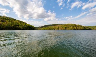 750 LAKE SIDE Rd, Addison, PA 15411