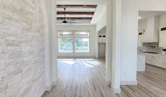 105 PIONEER Trl, Adkins, TX 78101