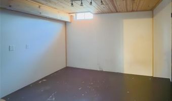 2419 Walter Dr, Ann Arbor, MI 48103