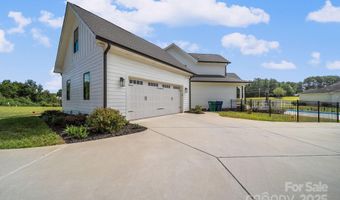 604 Muirfield Dr, Albemarle, NC 28001
