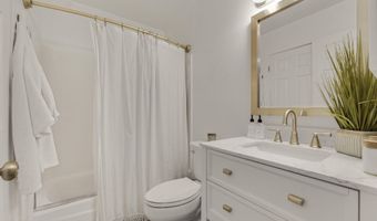 5757 Lake Lindero Dr, Agoura Hills, CA 91301