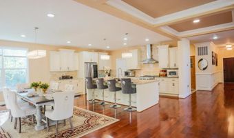 7313 BYRNELEY Ln, Annandale, VA 22003