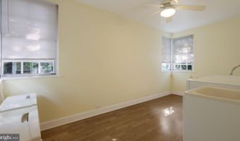 1081 WYNNWOOD Rd, Abington, PA 19001