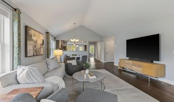 10 Wilson Way, Brentwood, NH 03833