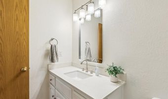 7921 NW 40th St, Bethany, OK 73008