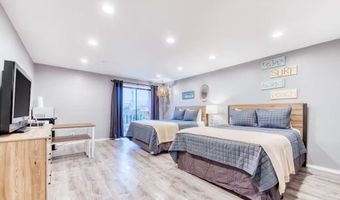301 N MILLER St, Rockaway Beach, OR 97136